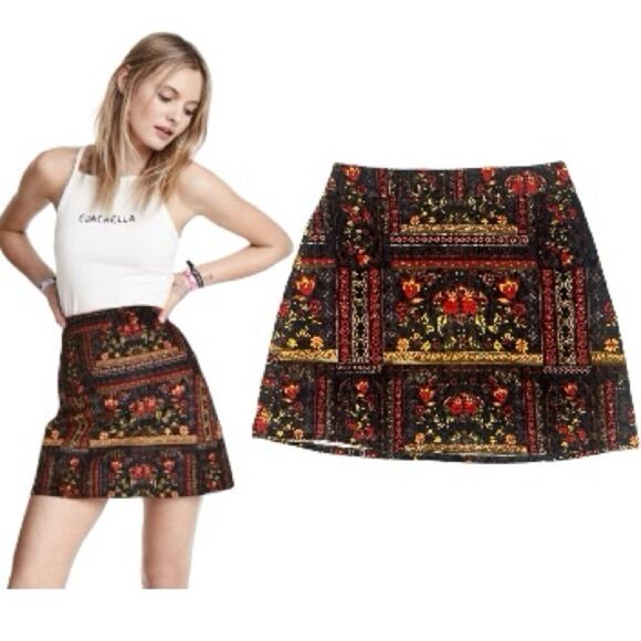 H&M Loves Coachella Boho Velour Retro Beatnik Style Floral Skirt Size 4 - Picture 1 of 10